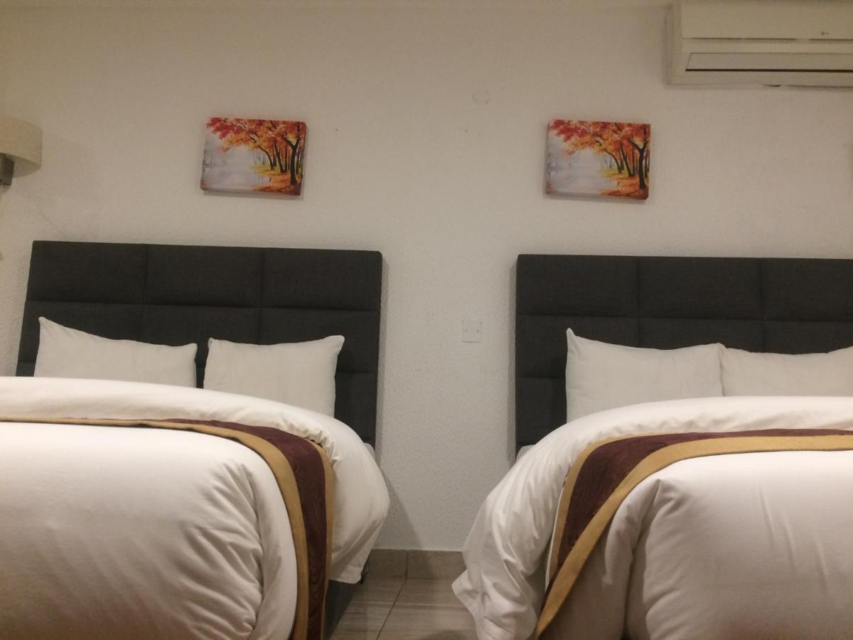 Airport View Hotel Acra Exterior foto