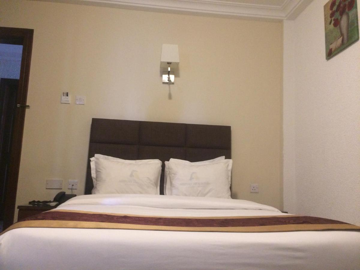 Airport View Hotel Acra Exterior foto
