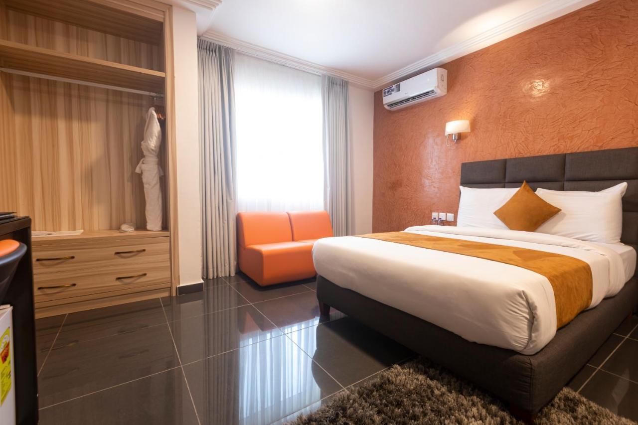 Airport View Hotel Acra Exterior foto