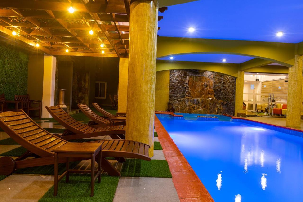Airport View Hotel Acra Exterior foto