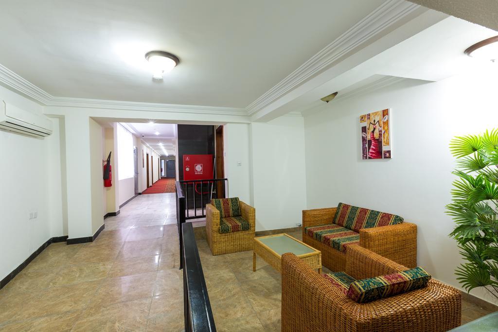 Airport View Hotel Acra Exterior foto